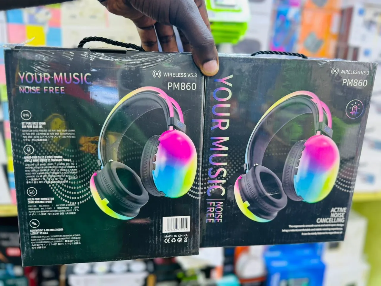 Main Photo - Marketplace | Casque Audio, Village, Douala, Cameroon | Electronics & Media  > Audio & Speakers