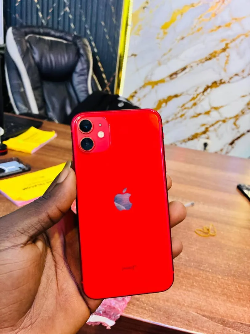 Gallery Photo 2 - Marketplace | Phones To Sell, Simbock, Yaoundé, Cameroon | Electronics & Media  > Cell phones & Accessories