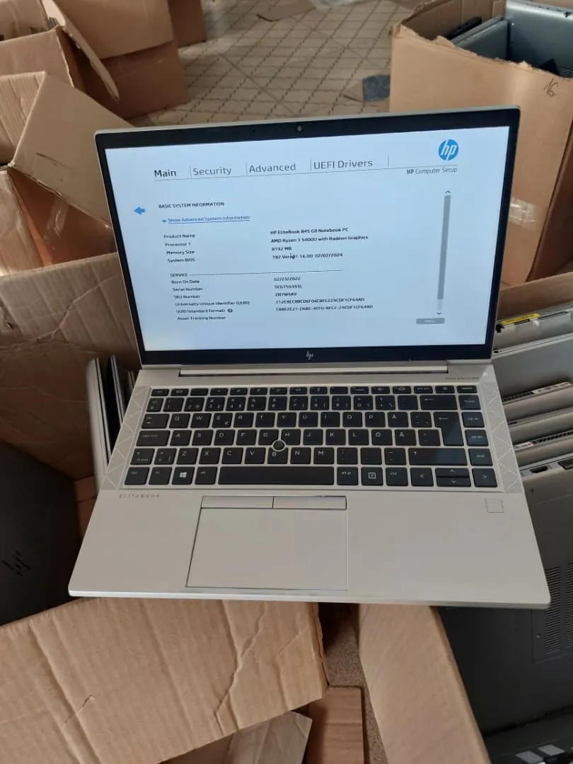 Gallery Photo 1 - Marketplace | 💻 Microsoft Surface Laptop For Sale, Clerks Quarters, Buea, Cameroon | Electronics & Media  > Computers & Accessories