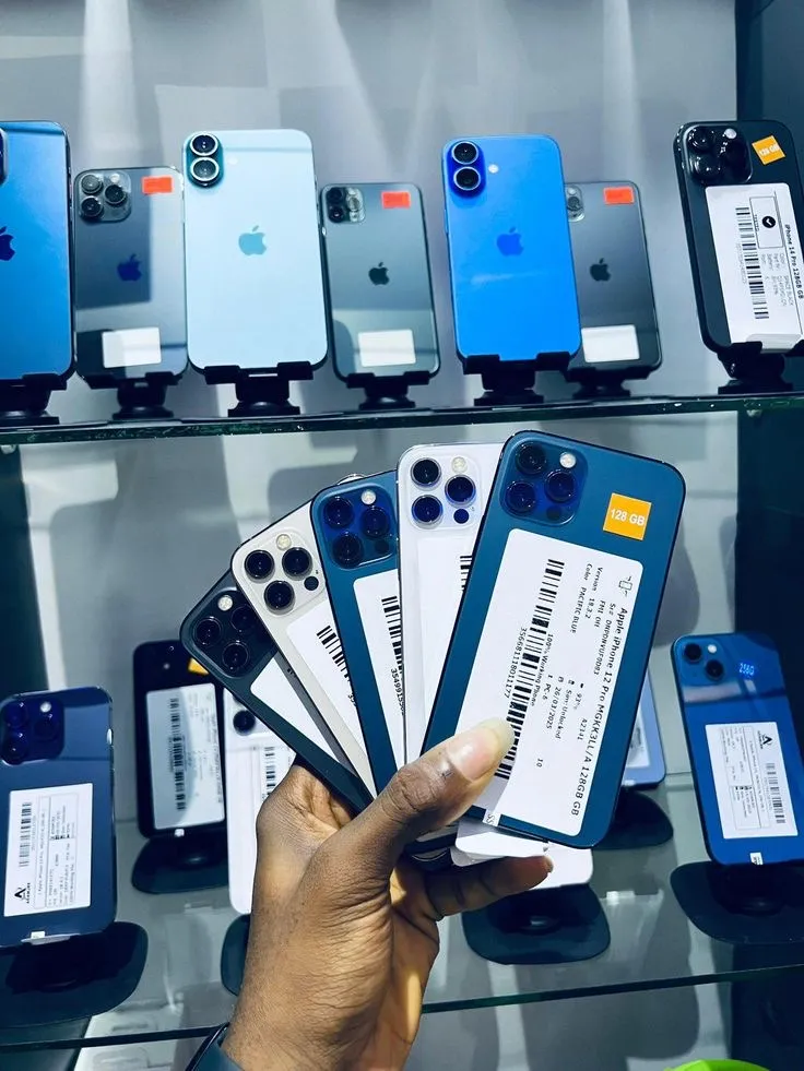 Gallery Photo 1 - Marketplace | Phones For Sale, Byiamassi, Yaoundé, Cameroon | Electronics & Media  > Cell phones & Accessories