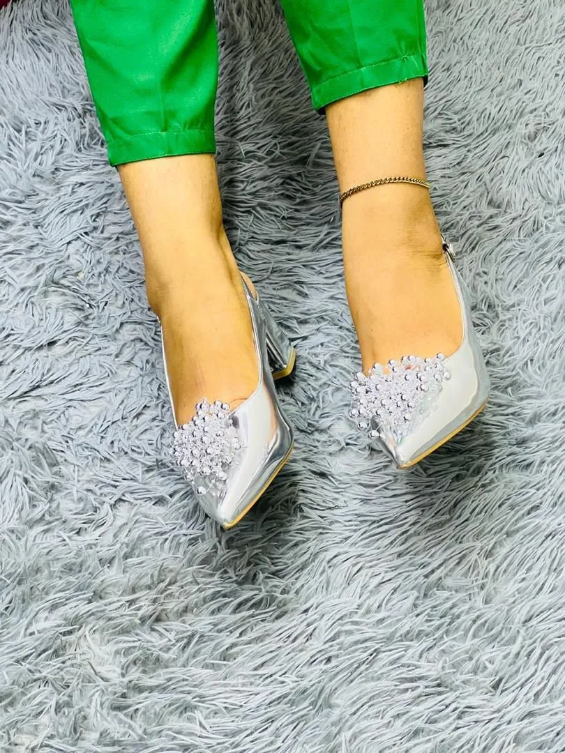 Gallery Photo 4 - Marketplace | Talons Femme, Akwa-douche, Douala, Cameroon | Clothing, Shoes, & Others  > Women's shoes