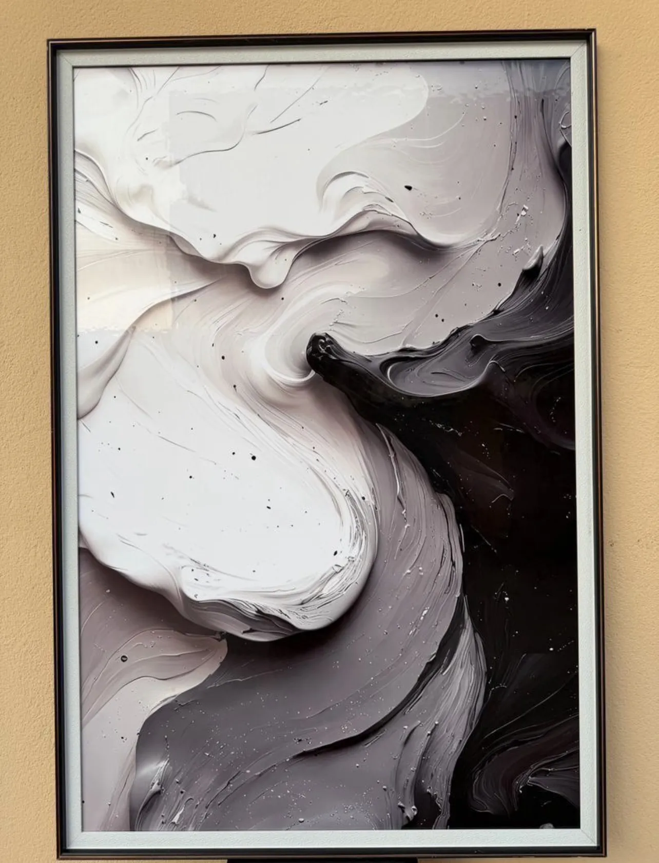 Gallery Photo 1 - Marketplace | Picture Frame, Simbock, Yaoundé, Cameroon | Home, Food & Garden  > Home Decor