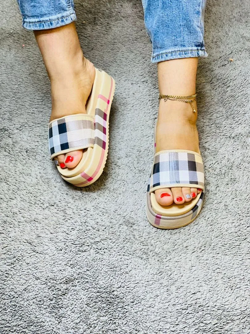 Gallery Photo 4 - Marketplace | Kadjam Shoes, Akwa-Douche, Douala, Cameroon | Clothing, Shoes, & Others  > Women's shoes