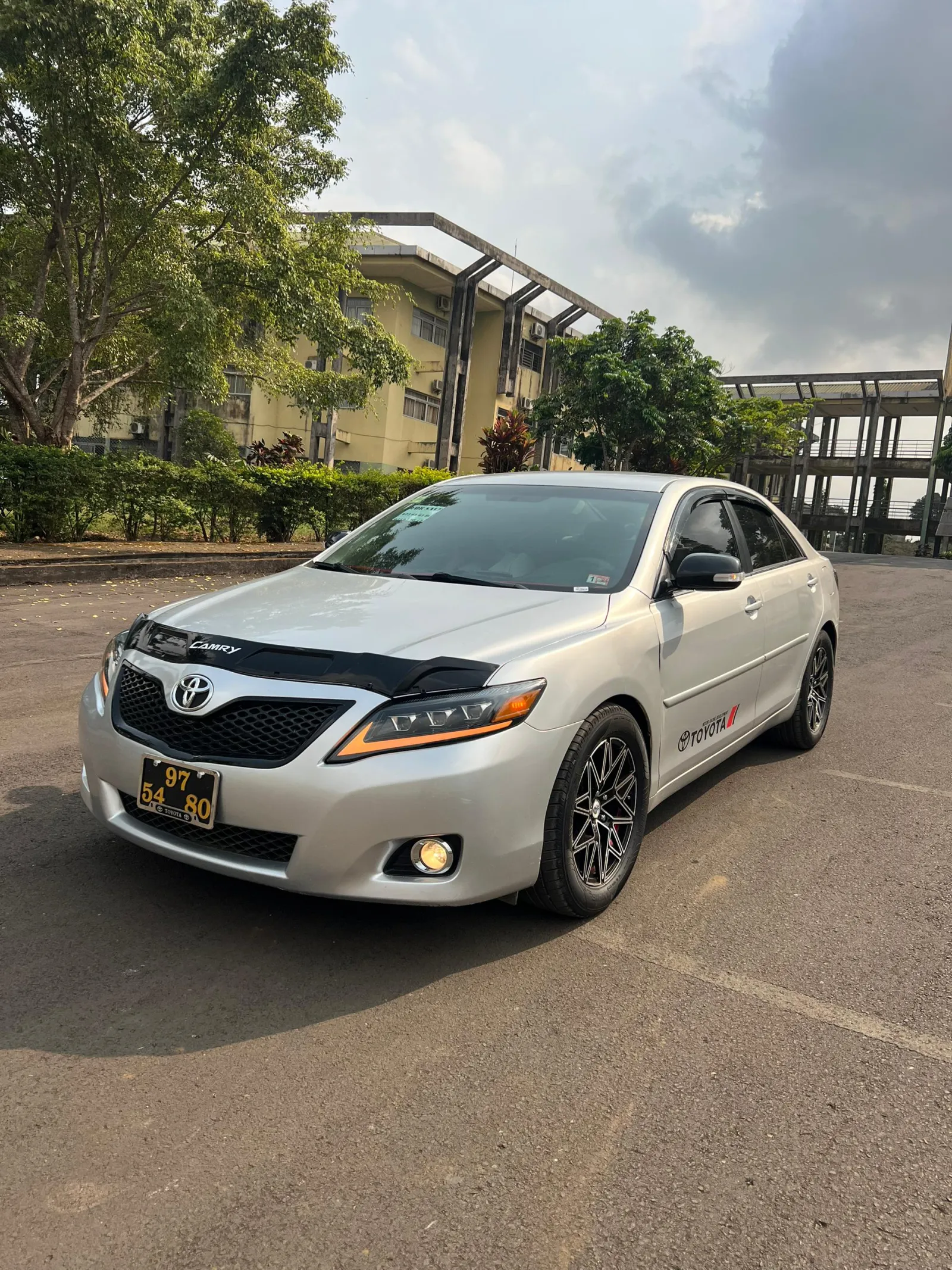 Main Photo - Marketplace | Good Looking Toyota Camry For Sale, Bonduma, Buea, Cameroon | Vehicles & motors  > Cars & Trucks