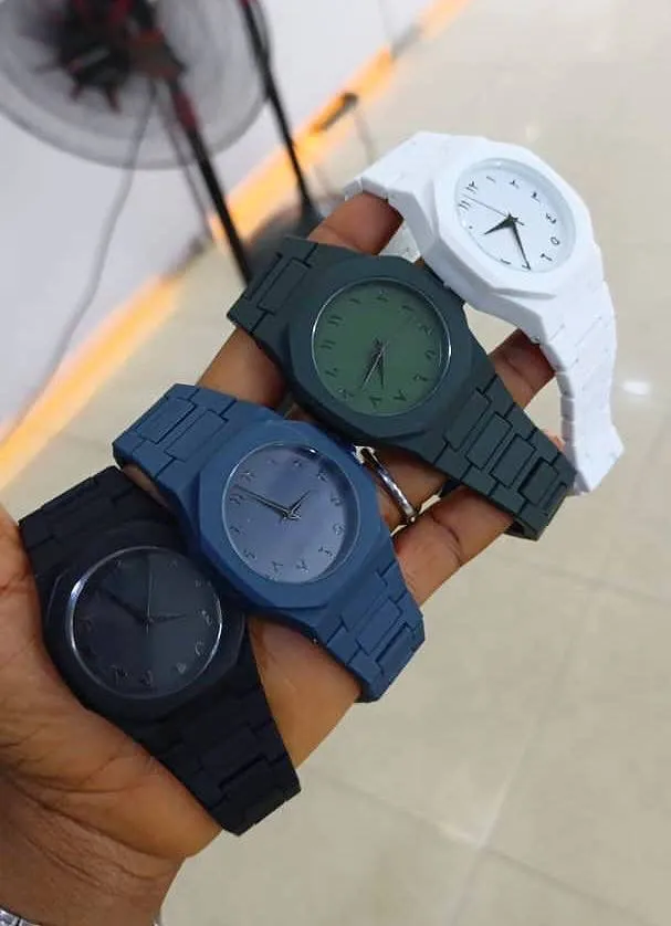 Main Photo - Marketplace | Watches, Damas, Yaoundé, Cameroon | Clothing, Shoes, & Others  > Jewelry & Accessories