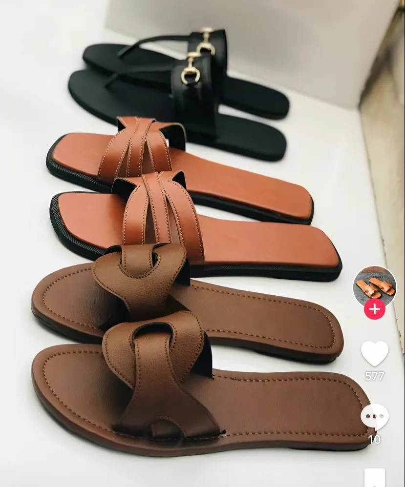 Gallery Photo 1 - Marketplace | Female Slippers, Obili, Yaoundé, Cameroon | Clothing, Shoes, & Others  > Women's shoes