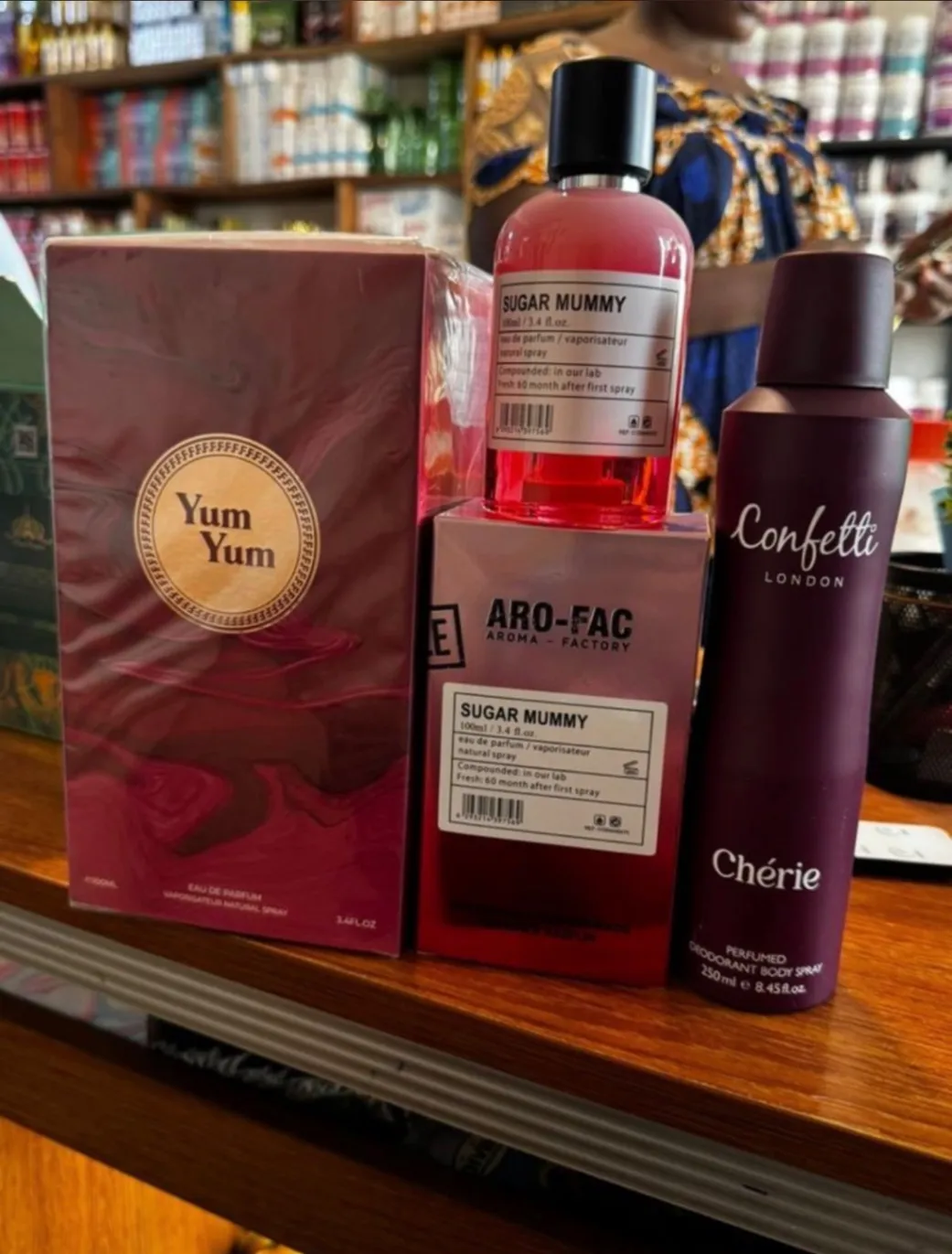 Gallery Photo 4 - Marketplace | Perfumes, Simbock, Yaoundé, Cameroon | Health & Beauty  > Other Health & Beauty