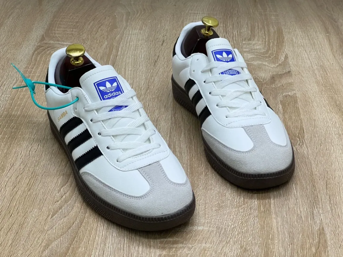 Main Photo - Marketplace | Samba, Akwa-Douche, Douala, Cameroon | Clothing, Shoes, & Others  > Men's shoes