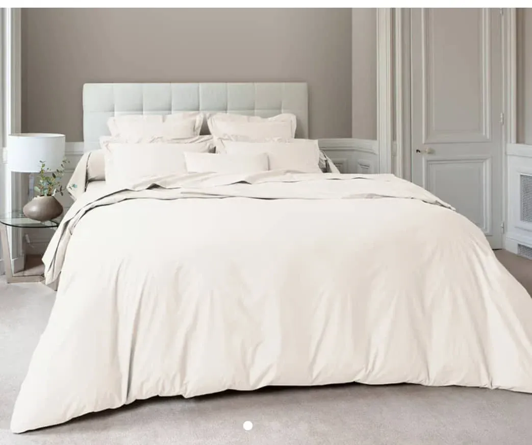 Main Photo - Marketplace | Couettes, Akwa-Douche, Douala, Cameroon | Home, Food & Garden  > Furniture