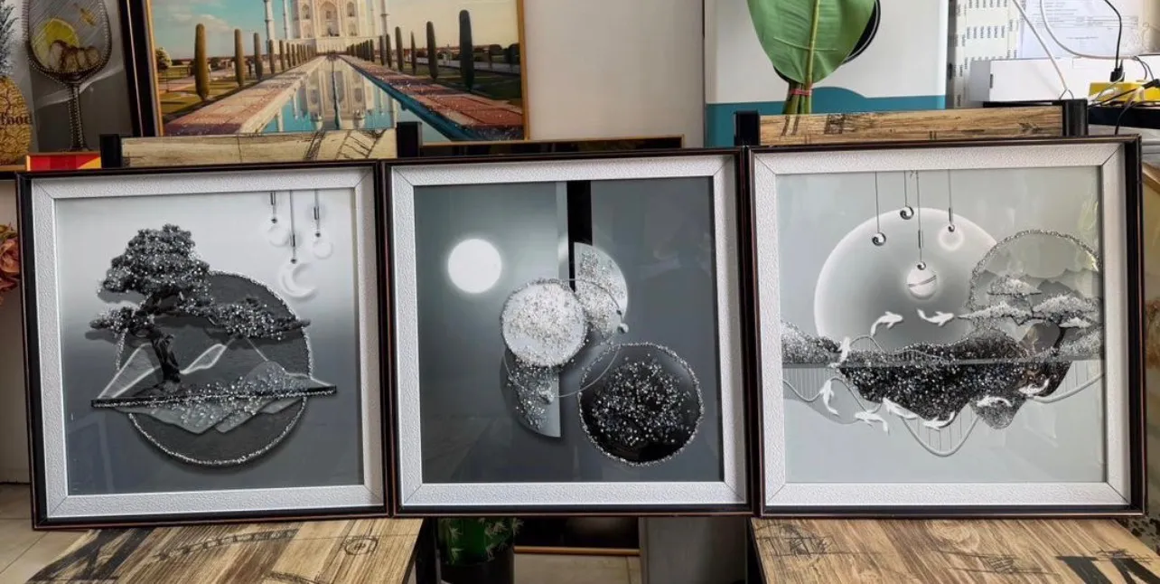 Gallery Photo 5 - Marketplace | Frames, Simbock, Yaoundé, Cameroon | Home, Food & Garden  > Home Decor