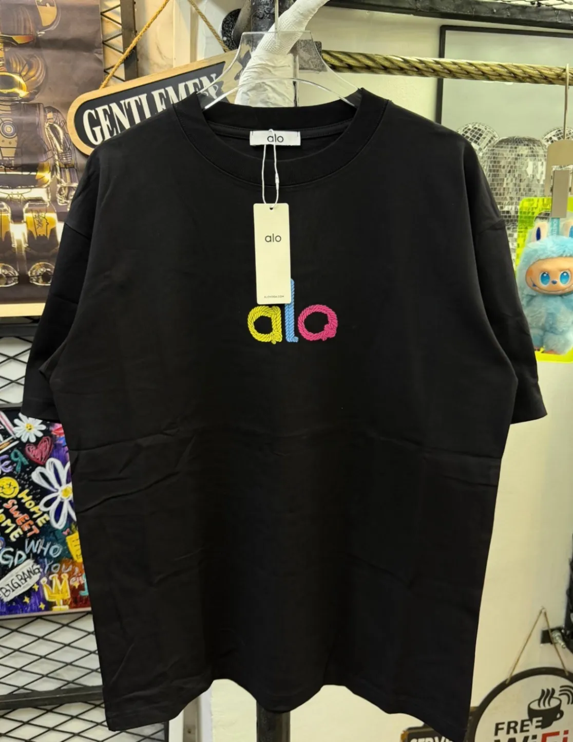 Gallery Photo 6 - Marketplace | T Shirt, Simbock, Yaoundé, Cameroon | Clothing, Shoes, & Others  > Men's clothing