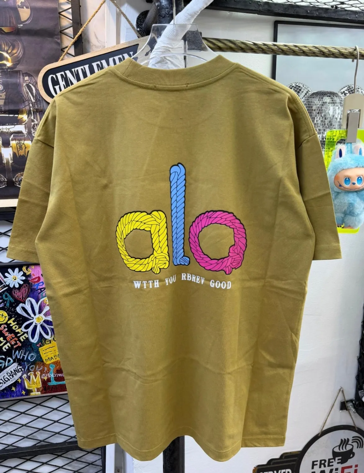 Gallery Photo 7 - Marketplace | T Shirt, Simbock, Yaoundé, Cameroon | Clothing, Shoes, & Others  > Men's clothing