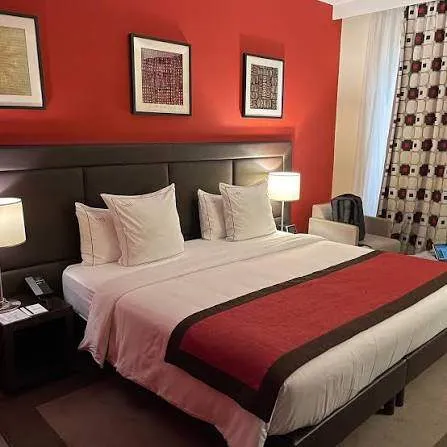 Gallery Photo 8 - Marketplace | Hôtel Akwa Palace Douala, Akwa, Douala, Cameroon | General & Others 