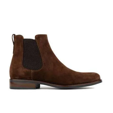 Gallery Photo 1 - Marketplace | Chelsea Boots 🥾 For Sale, Akwa, Douala, Cameroon | Clothing, Shoes, & Others  > Men's shoes