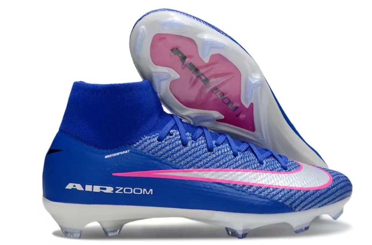 Gallery Photo 4 - Marketplace | Football Boots, Simbock, Yaoundé, Cameroon | Sports & Outdoors  > Football