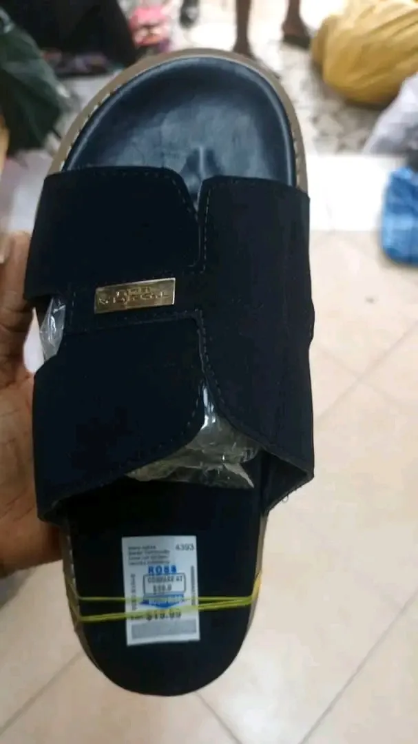 Gallery Photo 2 - Marketplace | Sandales Pour Hommes, Akwa, Douala, Cameroon | Clothing, Shoes, & Others  > Men's shoes