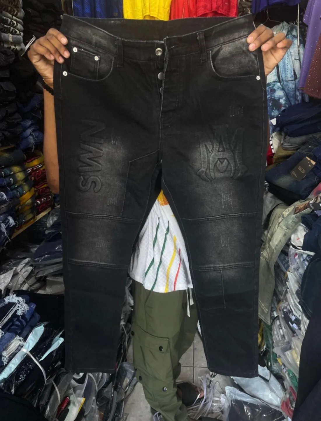 Gallery Photo 1 - Marketplace | Jeans, Biyemassi, Yaoundé, Cameroon | Clothing, Shoes, & Others  > Men's clothing