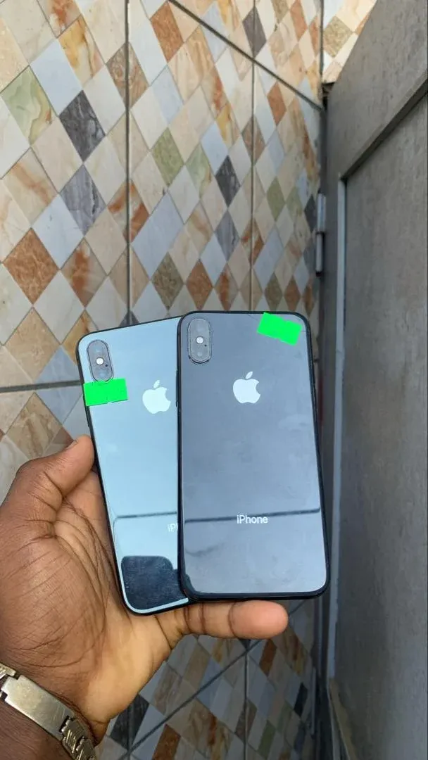 Main Photo - Marketplace | Iphone X, Molyko, Buea, Cameroon | Electronics & Media  > Cell phones & Accessories