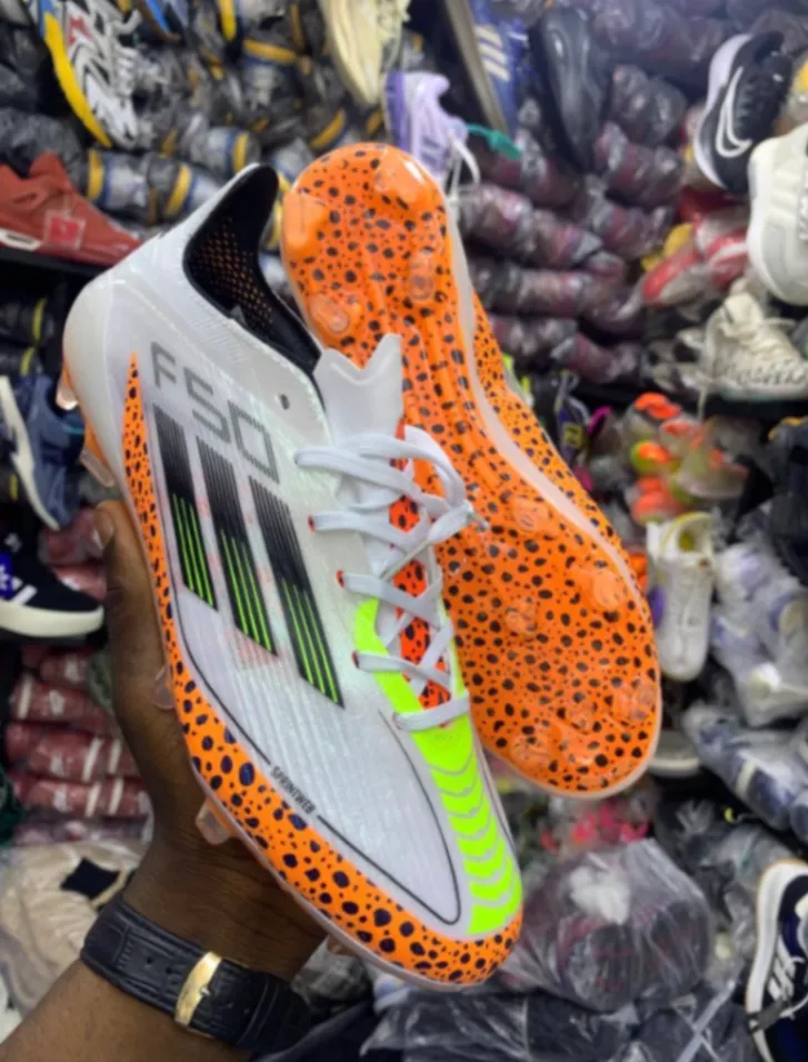 Main Photo - Marketplace | Football Boots, Biyemassi, Yaoundé, Cameroon | Clothing, Shoes, & Others  > Men's shoes