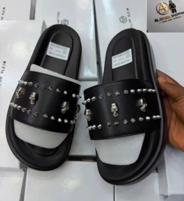 Main Photo - Marketplace | Slippers, Damas, Yaoundé, Cameroon | Clothing, Shoes, & Others  > Men's shoes