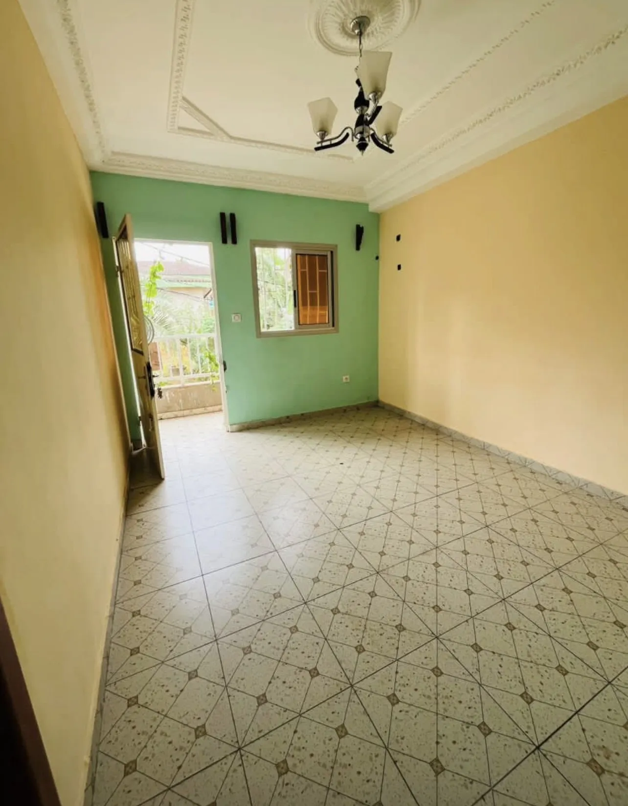 Main Photo - Real Estate | Apartment For Rent | Studio Mordernn, Biyemassi juvence, Yaoundé, Cameroon
